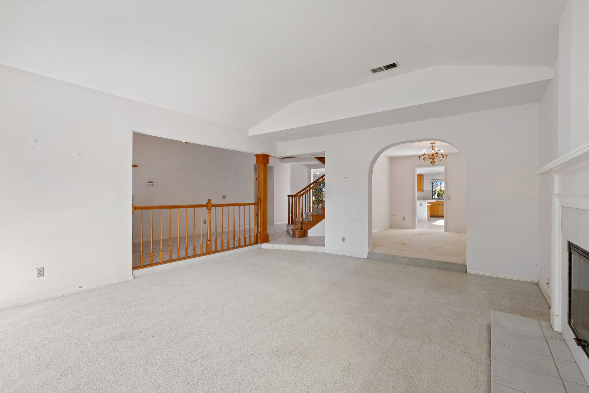 2207 Inverness Court-4