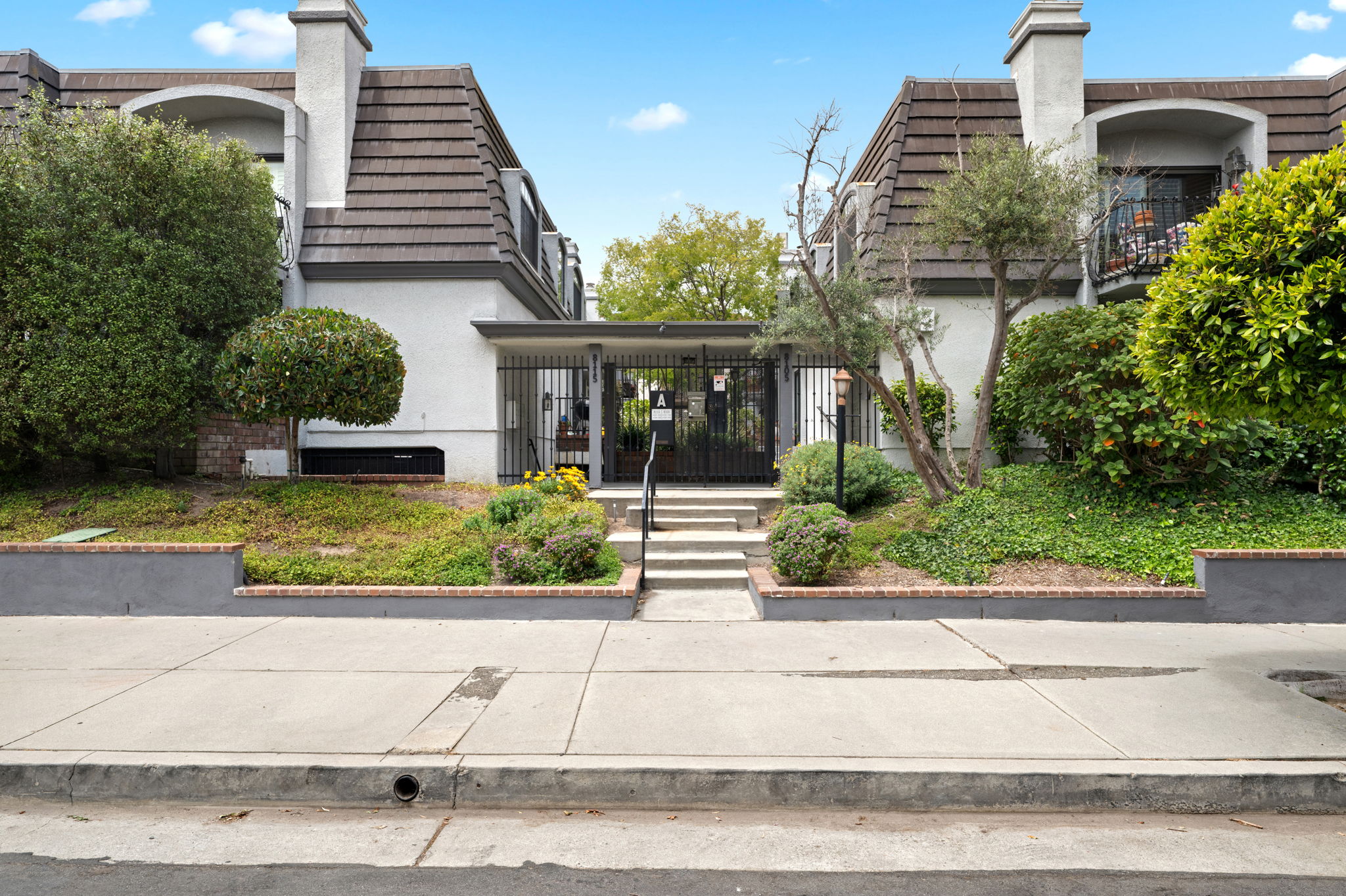 8115 Redlands St 105-1