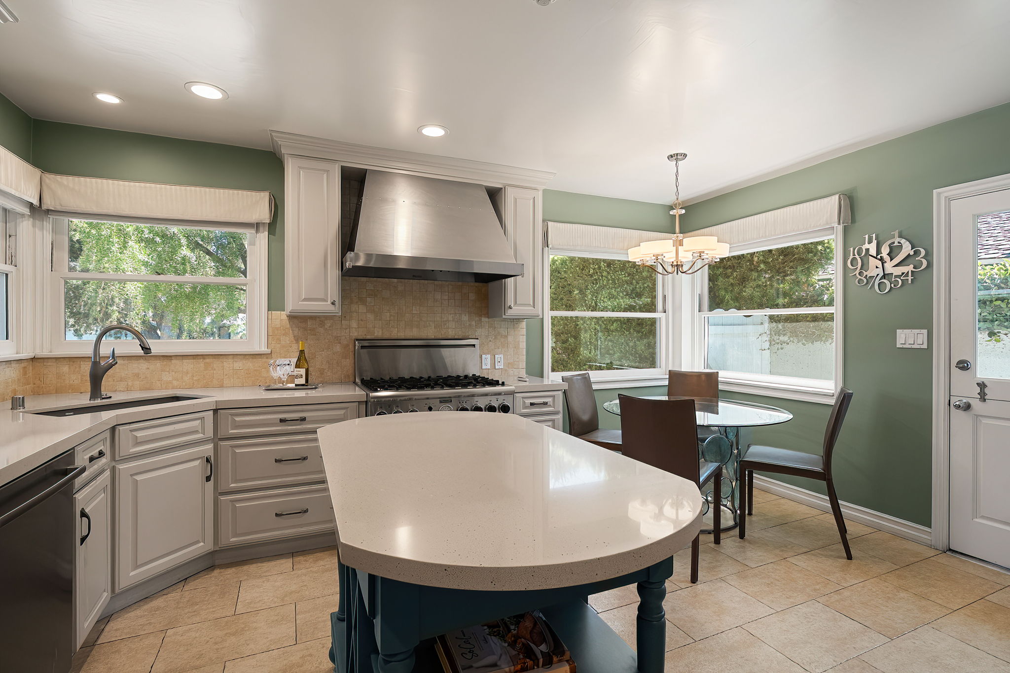 16538 Hartsook Street-23