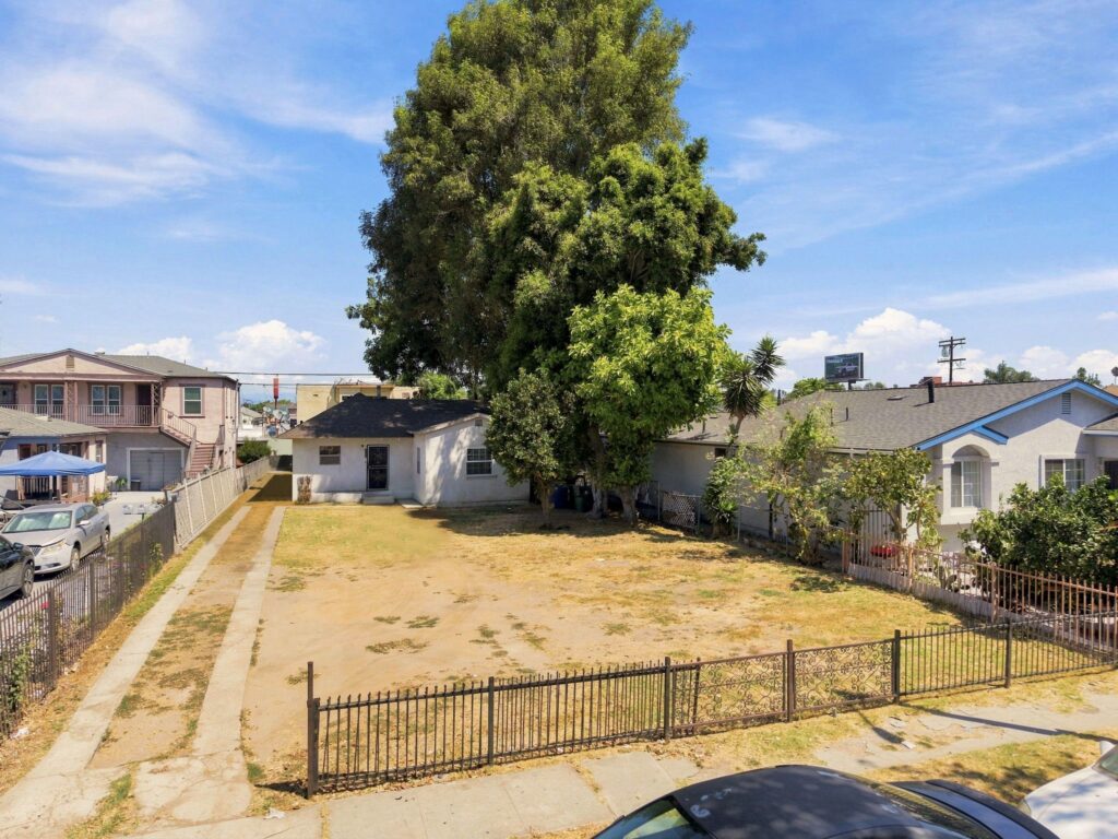 TRUST SALE – LOS ANGELES – SUNDAY, SEPTEMBER 27 @ 12:00 P.M.