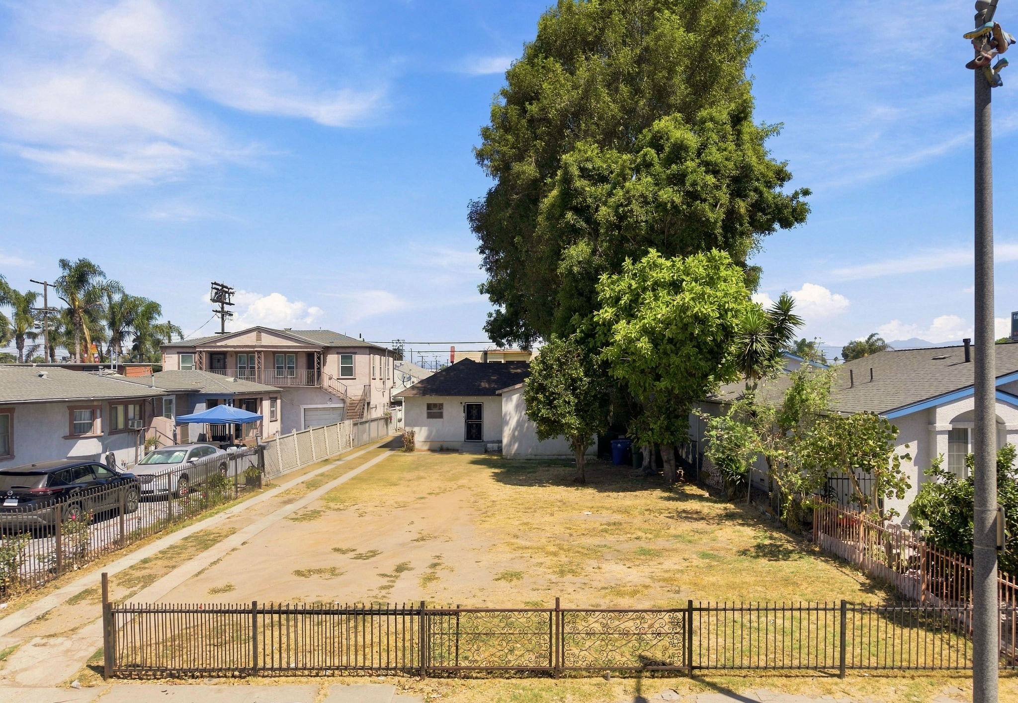 73RD STREET, L.A. 4