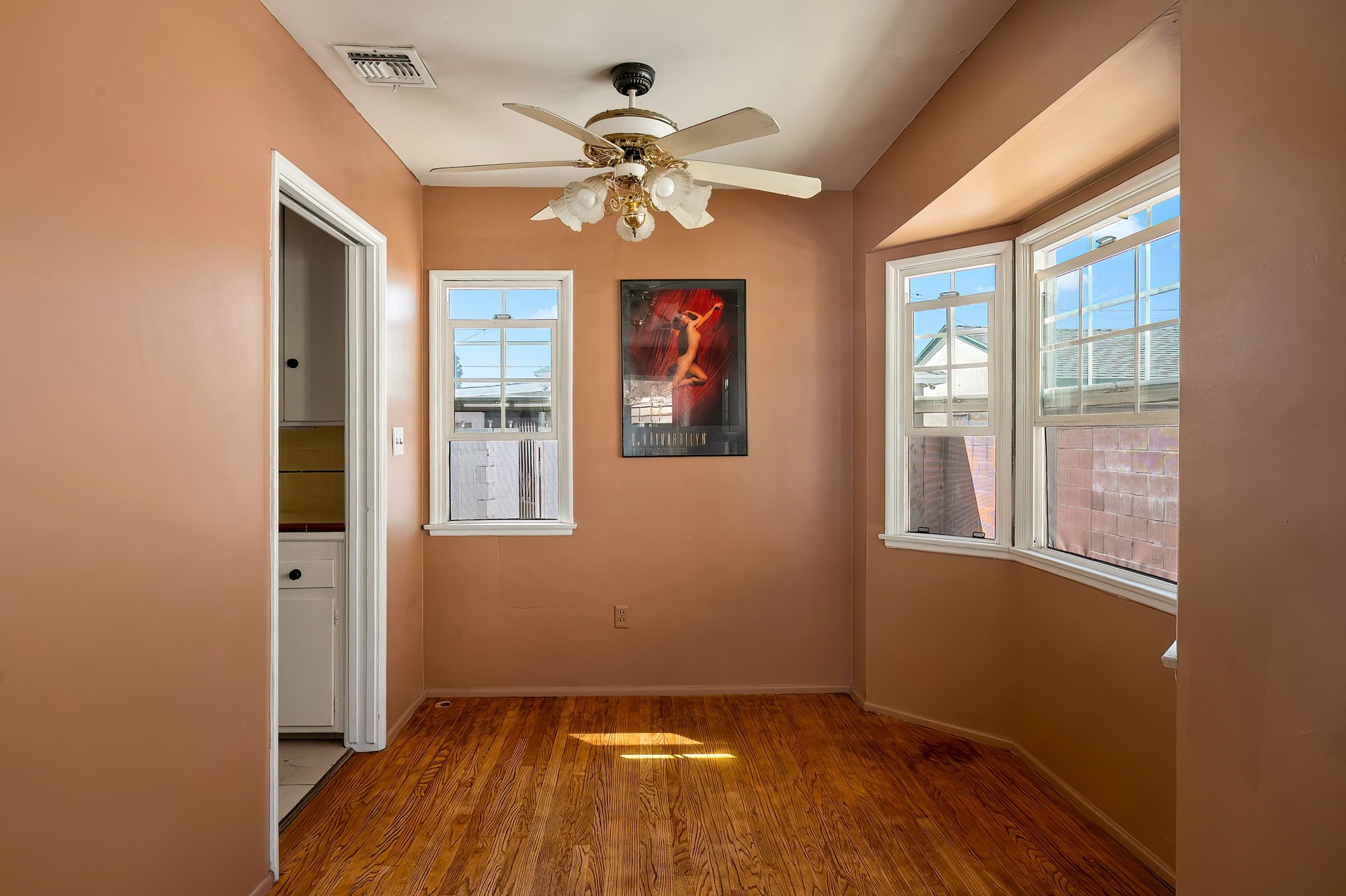 STEELE ST 9