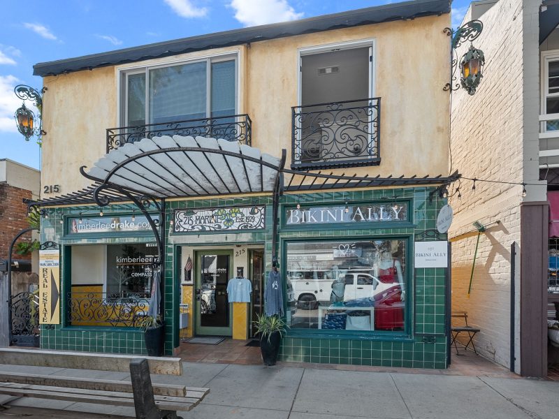 215 Marine Avenue-2