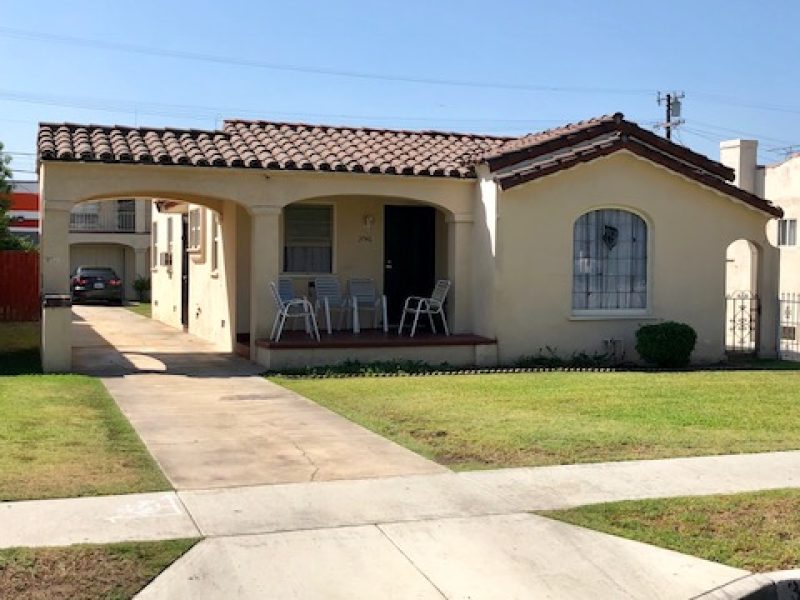 3746-E.-58th-Street-1