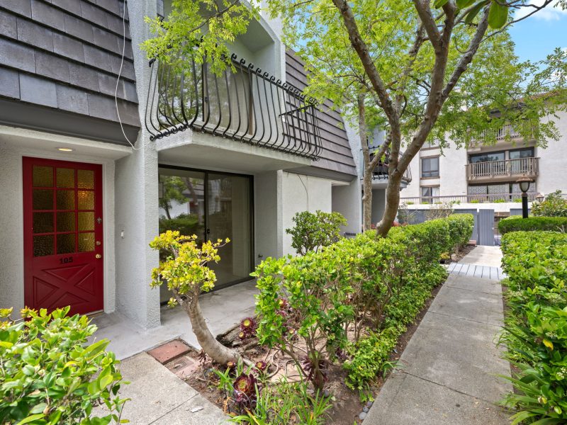 8115 Redlands St 105-3